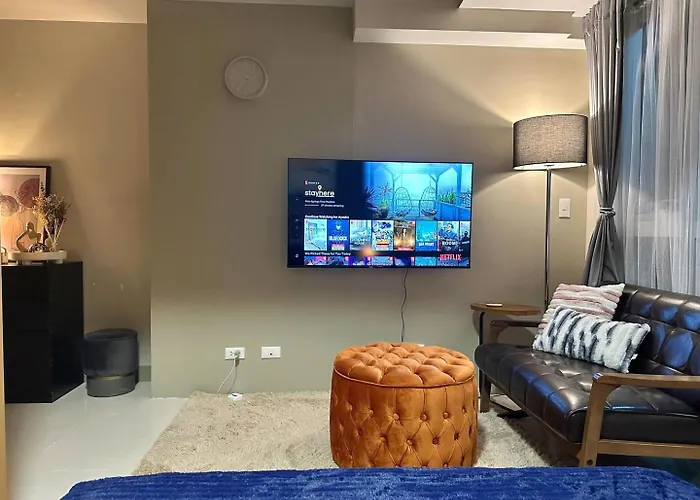 Apartment Elegant 1 Bedroom With Balcony In Uptown Parksuites Ii, Bgc *