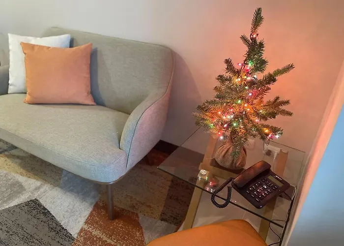 Elegant 1 Bedroom With Balcony In Uptown Parksuites Ii, Bgc Apartment